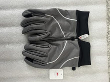 Load image into Gallery viewer, 3M Thinsulate Thermal Gloves – Waterproof, Windproof & Touchscreen Winter Gloves for Men & Women