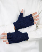 Load image into Gallery viewer, Winter Touchscreen Knit Gloves for Men & Women – Soft Lining, Warm Thermal Acrylic Gloves for Cold Weather