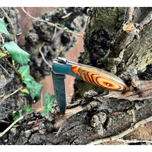 Load image into Gallery viewer, Handmade Natural Stamina Wood Damascus Pocket Folding Knife