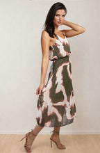 Load image into Gallery viewer, ikrush-lucy-printed-strappy-pleated-midi-dress-1723910001539701-2.jpg