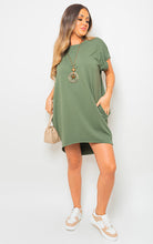 Load image into Gallery viewer, ikrush-esme-short-sleeve-with-front-pockets-top-1690104428-DSC1091.jpg