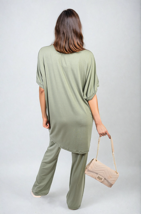 ikrush-tiana-twist-front-plunge-neckline-top-and-trouser-co-ord-set-1712172815-DSC4162.png