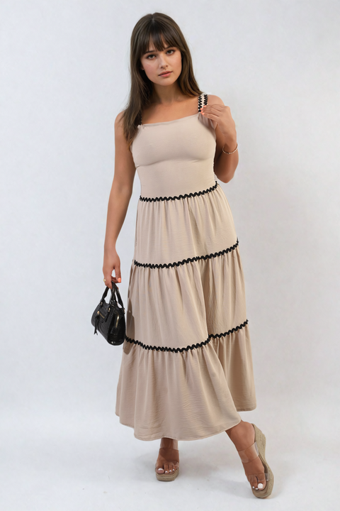 ikrush-zaylee-contrast-ric-rac-detail-multi-tiered-maxi-dress-1717526771-DSC8731.png