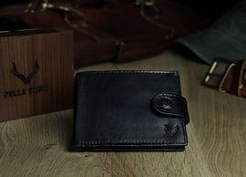 Mens RFID Blocking Black Leather Wallet with Coin Pocket, 8 Card Slots