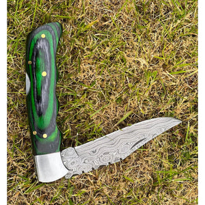 Handmade Emerald Aztec Green Black Damascus Steel Pocket Folding Knife